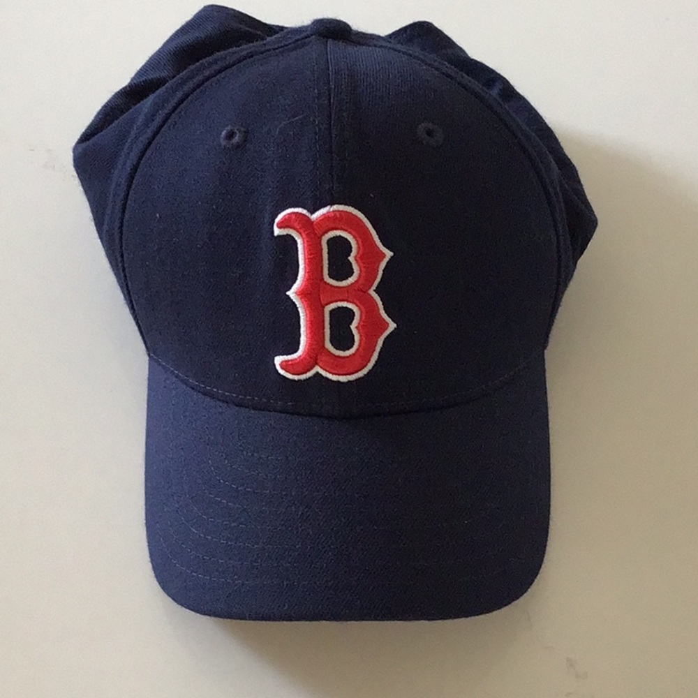 Boston Red Cap in Navy and Red